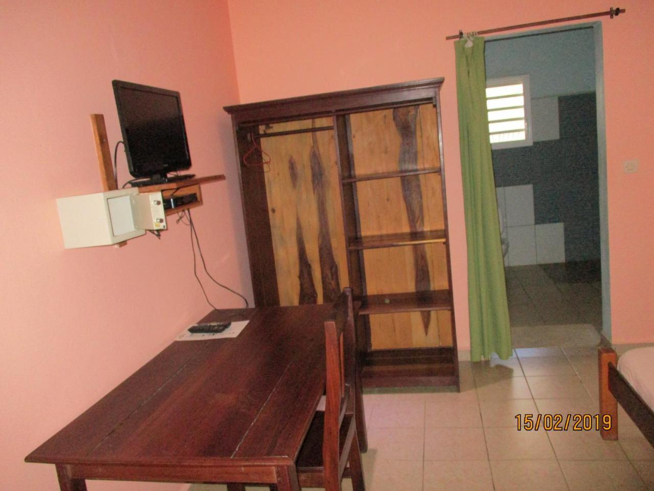 Residence Kathyly Antsiranana エクステリア 写真
